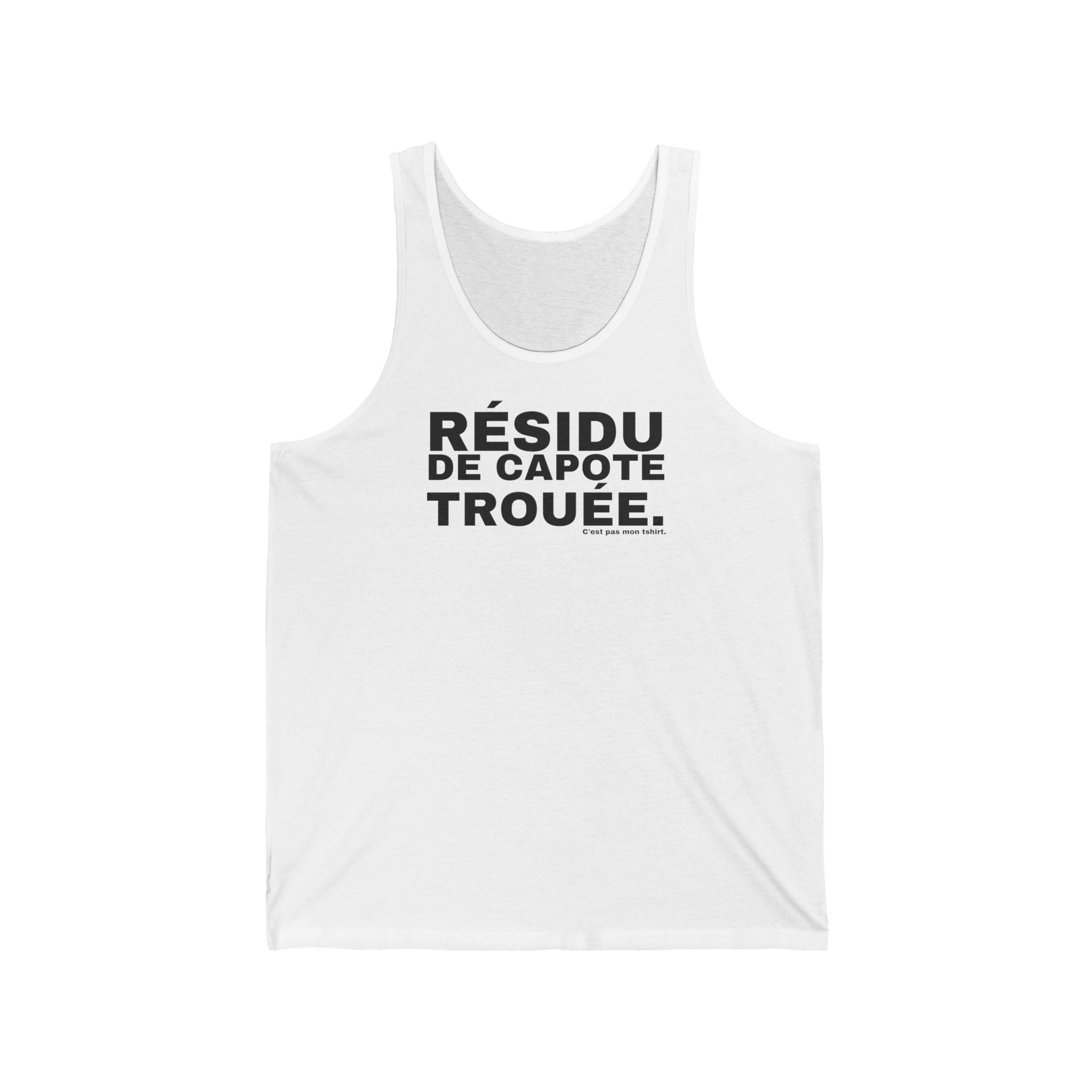 RÉSIDU DE CAPOTE TROUÉE.