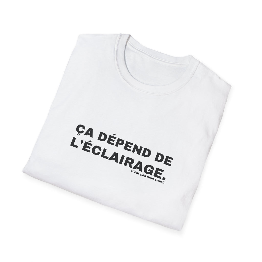 ÇA DÉPEND DE L'ÉCLAIRAGE.