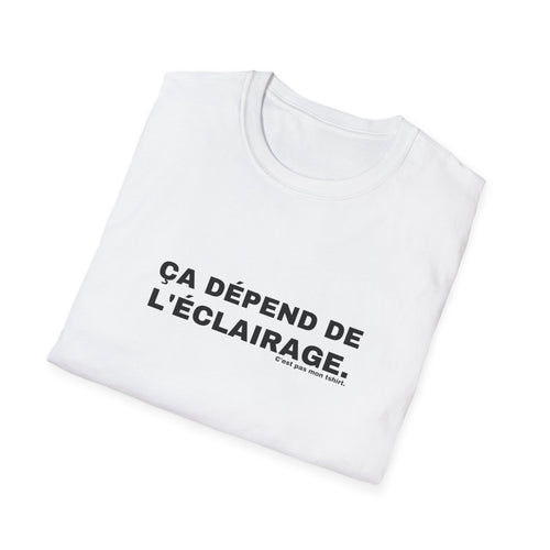 ÇA DÉPEND DE L'ÉCLAIRAGE.