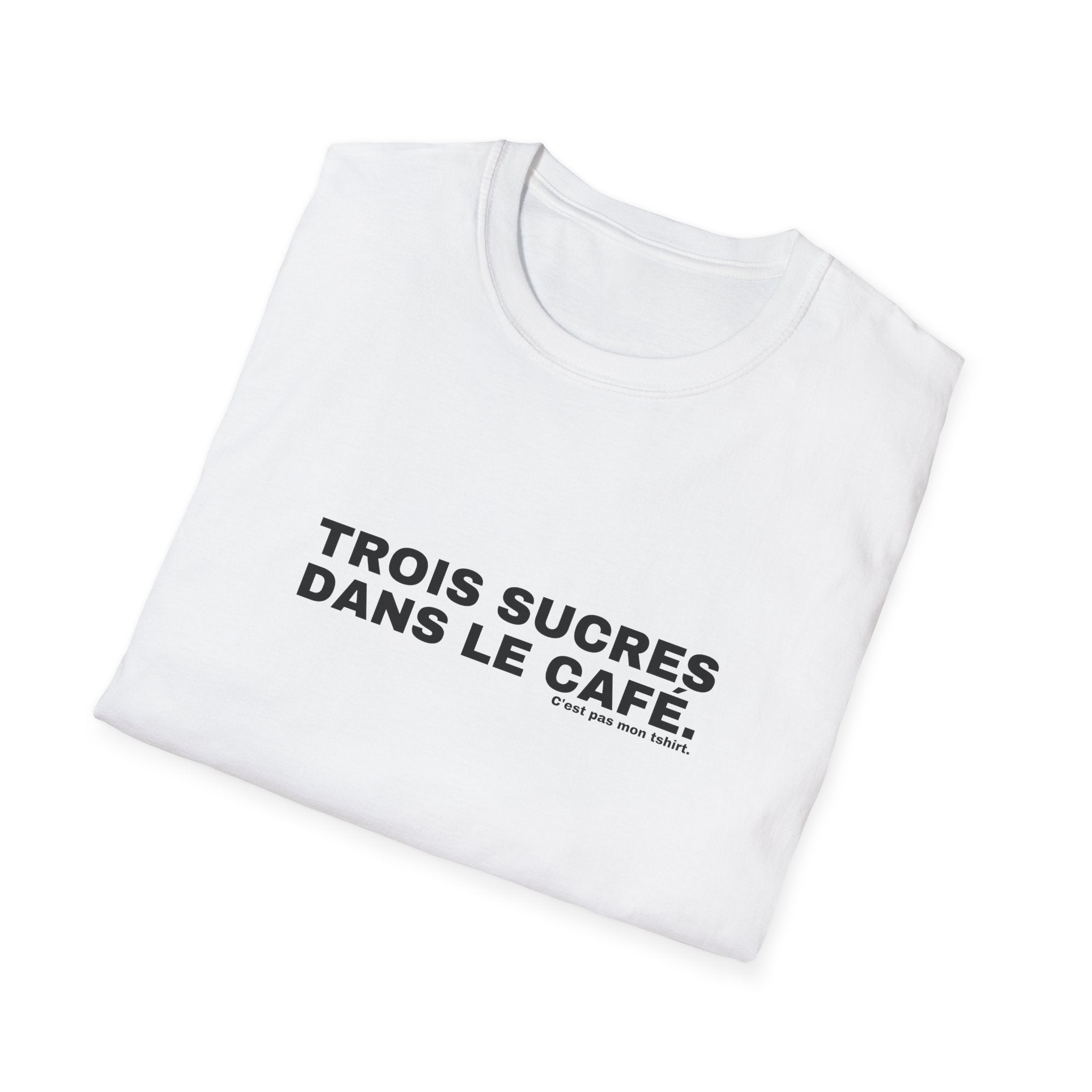 TROIS SUCRES DANS LE CAFÉ.