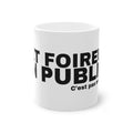PET FOIREUX EN PUBLIC.
