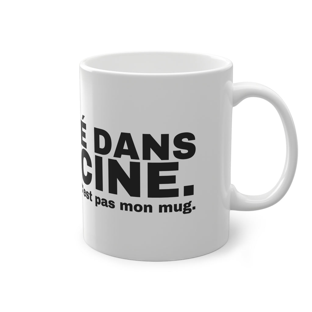 J'AI PISSÉ DANS LA PISCINE.