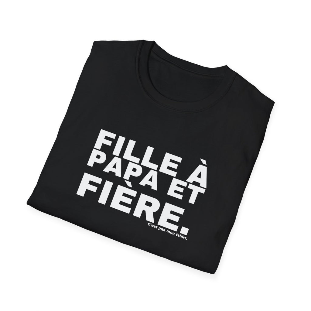 FILLE À PAPA ET FIÈRE.
