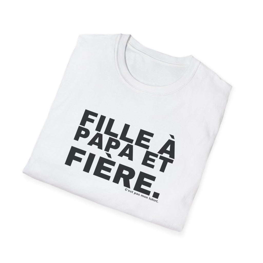 FILLE À PAPA ET FIÈRE.